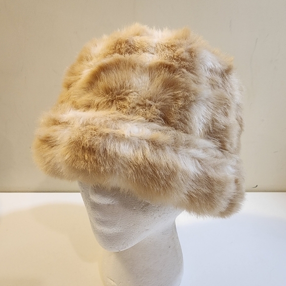 Faux Fur Caramel Winter Bucket  hat - Picture 1 of 7